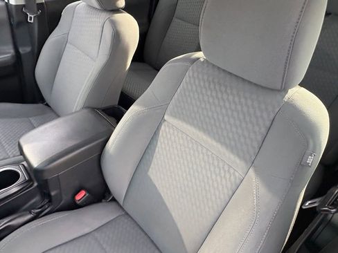 Used 2020 Toyota Tacoma SR w/ SR Convenience Package image 26