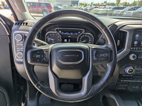 Used 2021 GMC Sierra 1500 Denali w/ Denali Ultimate Package AWD/4WD image 17