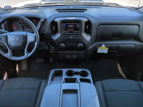 Used 2025 Chevrolet Silverado 1500 Custom Trail Boss AWD/4WD image 15