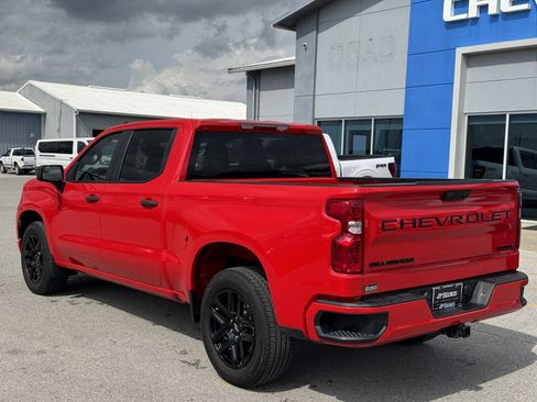 Used 2024 Chevrolet Silverado 1500 Custom image 5
