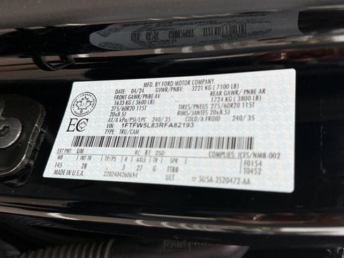 Used 2024 Ford F150 Lariat AWD/4WD image 39
