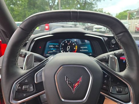 Used 2023 Chevrolet Corvette Stingray Preferred Conv w/ Z51 Performance Package RWD image 32