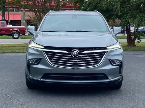 Used 2024 Buick Enclave Premium image 6