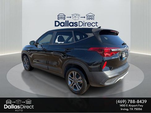 Used 2021 Kia Seltos LX image 8