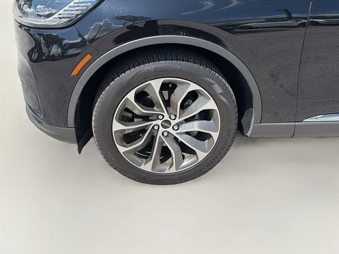 Used 2025 Lincoln Aviator Reserve w/ Illumination Package RWD image 13