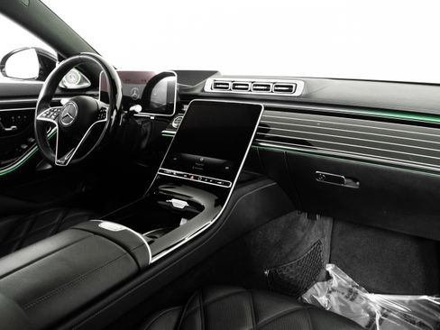 Used 2024 Mercedes-Benz Maybach S 580 4MATIC image 50