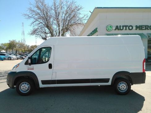 Used 2017 RAM ProMaster 2500 image 10