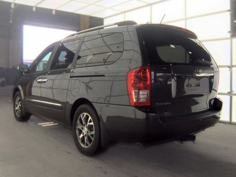 Used 2014 Kia Sedona EX FWD image 7