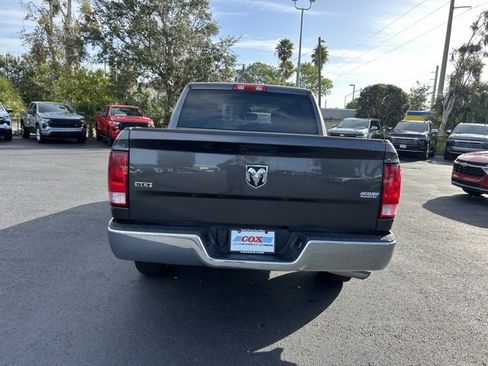 Used 2022 RAM 1500 Classic SLT image 5