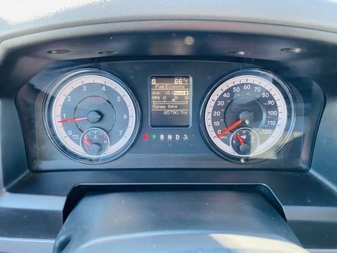 Used 2019 RAM 1500 Classic SLT image 36