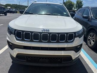Used 2024 Jeep Compass Latitude AWD/4WD video 2