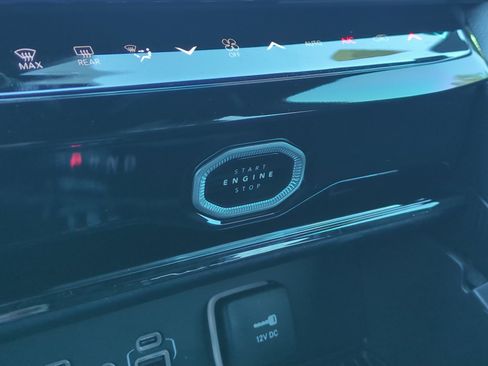 New 2026 Jeep Grand Cherokee L 4WD image 30