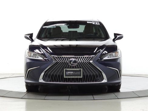 Certified 2021 Lexus ES 250 w/ Premium Package image 2