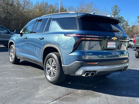 Used 2024 Chevrolet Traverse LT w/ LPO, Floor Liner Package image 7