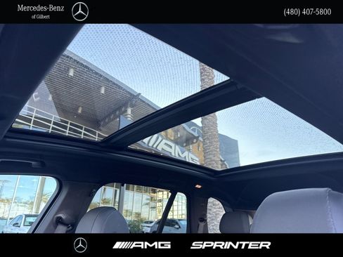 Used 2024 BMW X5 sDrive40i w/ Executive Package image 16