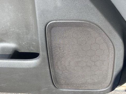 Used 2018 Chevrolet Silverado 2500 LT w/ LT Convenience Package image 19