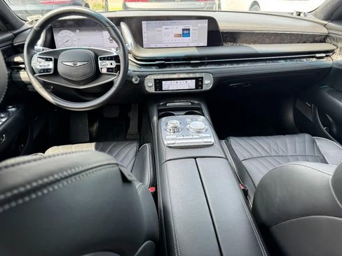 Used 2023 Genesis G90 3.5T AWD/4WD image 12