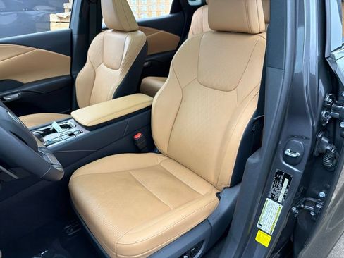 Used 2025 Lexus RX 350 Premium Plus w/ Convenience Package AWD/4WD image 21