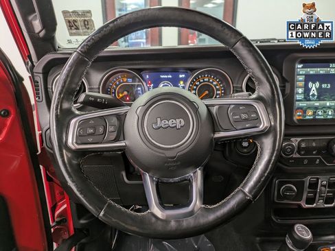 Used 2020 Jeep Gladiator Overland AWD/4WD image 21