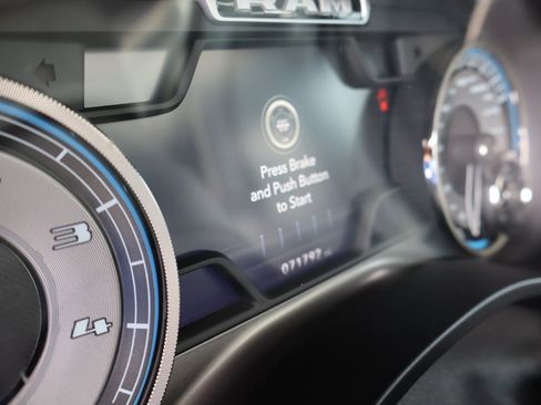 Used 2020 RAM 1500 Limited image 10