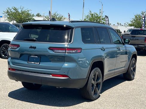 New 2026 Jeep Grand Cherokee L Limited w/ Limited Altitude Package RWD image 7