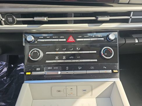 New 2026 Hyundai Santa Fe SE FWD image 25