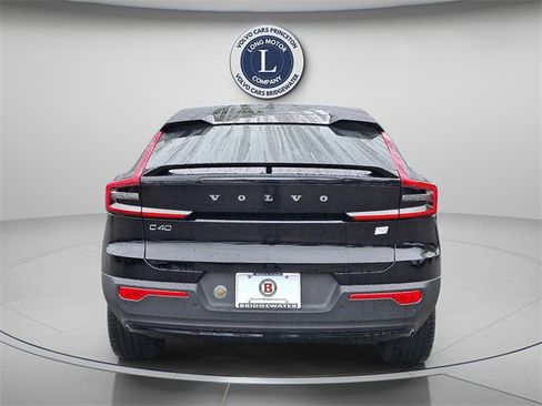 Certified 2022 Volvo C40 P8 Recharge Ultimate image 6