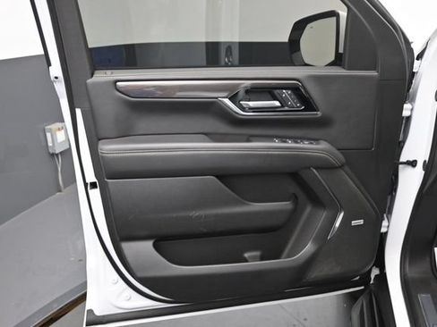 Used 2025 GMC Yukon Elevation w/ LPO, Floor Liner Package AWD/4WD image 22