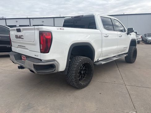 Used 2019 GMC Sierra 1500 SLT w/ SLT Premium Package image 3