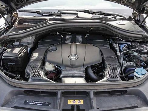 Used 2018 Mercedes-Benz GLS 450 4MATIC image 27