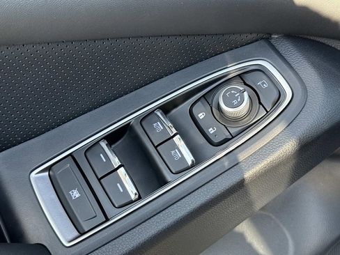 New 2026 Subaru Ascent Touring image 19