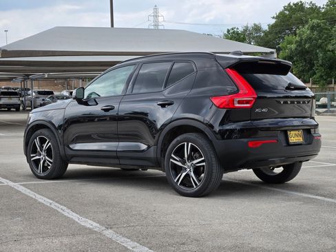 Used 2021 Volvo XC40 T5 R-Design AWD/4WD image 6