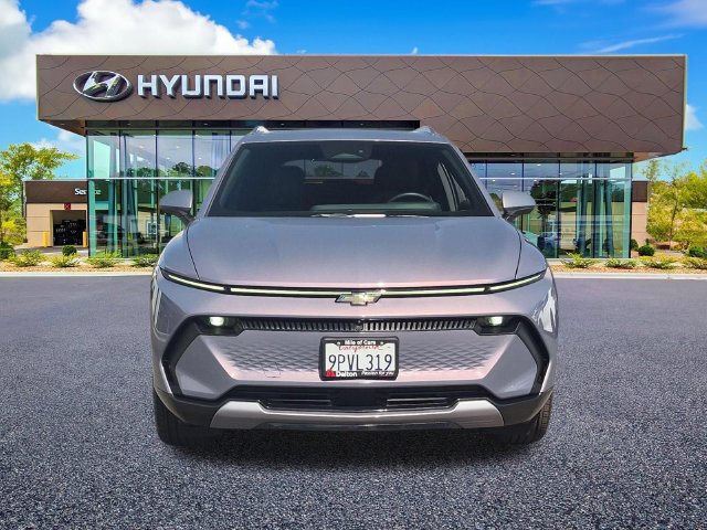 Used 2024 Chevrolet Equinox EV LT FWD image 3