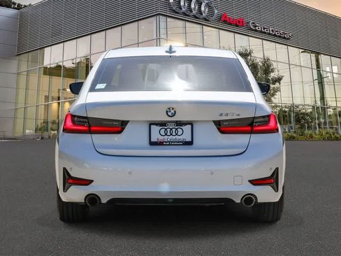Used 2021 BMW 330e w/ Driving Assistance Package RWD image 3