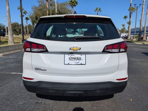 Used 2022 Chevrolet Equinox LS image 5