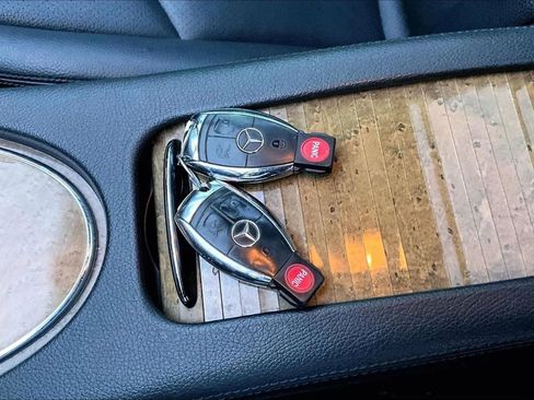 Used 2008 Mercedes-Benz E 350 E 350 Sedan 4D image 10