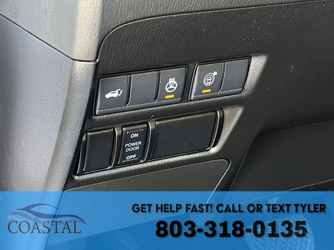 Used 2024 Nissan Armada SL w/ Midnight Edition Package image 9