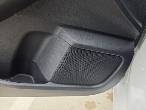 Used 2023 Nissan Sentra SV FWD image 12