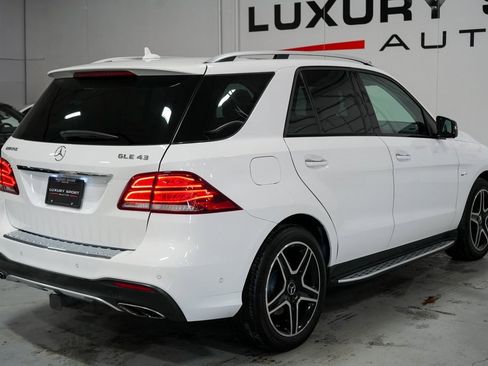 Used 2019 Mercedes-Benz GLE 43 AMG 4MATIC w/ Premium 2 Package image 6