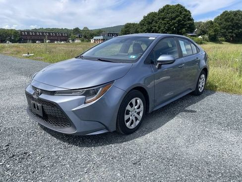 Certified 2022 Toyota Corolla LE FWD image 2