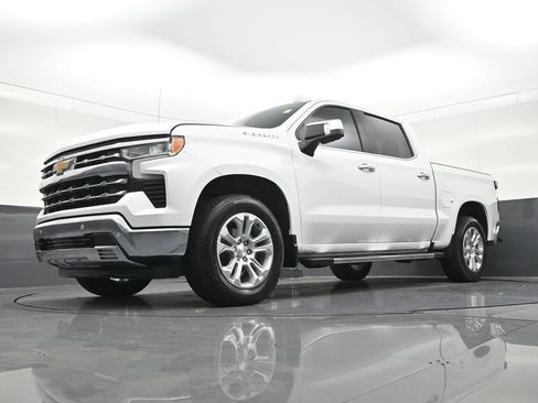 Used 2025 Chevrolet Silverado 1500 LTZ RWD image 24