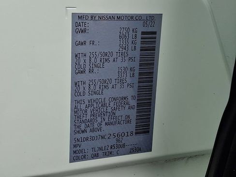 Used 2022 Nissan Pathfinder Platinum w/ Cargo Package image 27