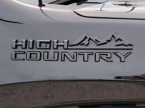 Used 2024 Chevrolet Silverado 1500 High Country w/ Midnight Edition AWD/4WD image 13
