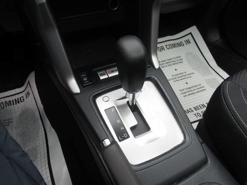 Used 2018 Subaru Forester 2.5i Premium w/ All-Weather Package image 20