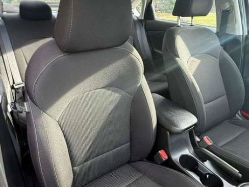 Used 2021 Kia Forte LXS FWD image 15