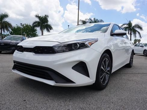 Used 2024 Kia Forte LXS FWD image 14