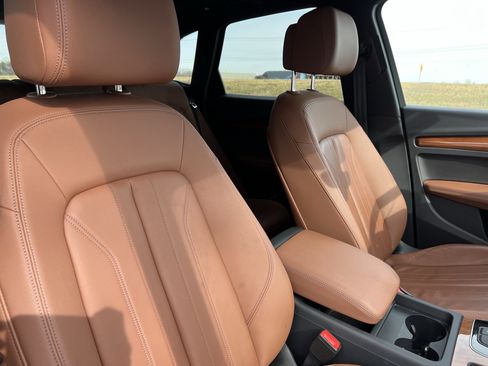 Used 2023 Audi Q5 2.0T Premium Plus w/ Premium Plus Package image 35