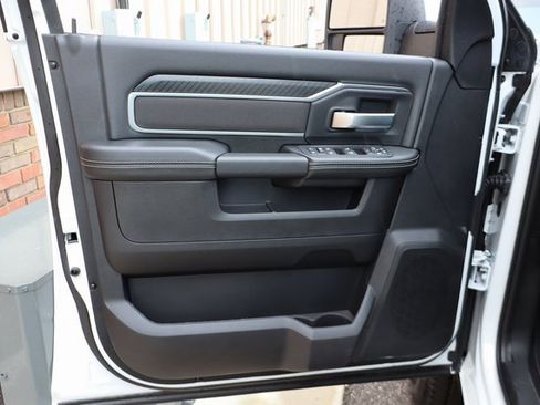 Used 2025 RAM 2500 Big Horn image 10