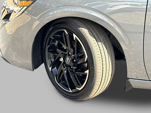 New 2026 Nissan Sentra SR w/ Floor Mat Package FWD image 45