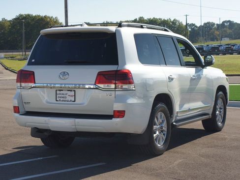 Used 2021 Toyota Land Cruiser image 21